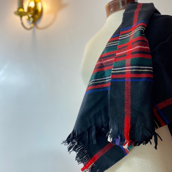 Pendleton Vintage Plaid 100% Virgin Wool Scarf NWT